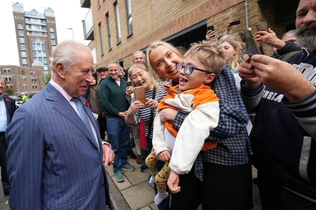 . 05 11 2025. London, United Kingdom. King Charles III during visit at Chatfield Health Care in London.  xPoolx xi-Imagesx IIM-26354-0007