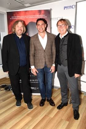 Benjamin Sahler Director, Festspielhaus Neuschwanstein Alex Balga Director Thomas Linsmayer Deutsches Theater GF Muenchen 05 11 2025 Press Club Muenchen Presentation Musical at Festspielhaus Neuschwanstein German premiere of RUDOLF Der letzte Kuss Fuessen Foto Muenchen