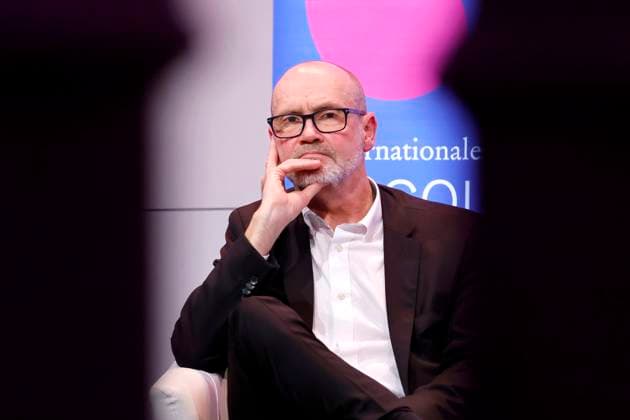 Author Simon Beckett at the Lit Cologne special event to present his new David Hunter crime thriller Knochenkälte at the Flora Cologne, 05 11 2025 NRW Germany Copyright: xChristophxHardtx