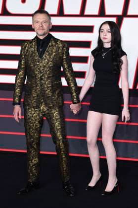Simon Pegg with daughter Mathilda Pegg at the premiere of the movie The Running Man at Odeon Luxe Leicester Square London, 05 11 2025 Foto:xS.xVasx xFuturexImagex running_5226