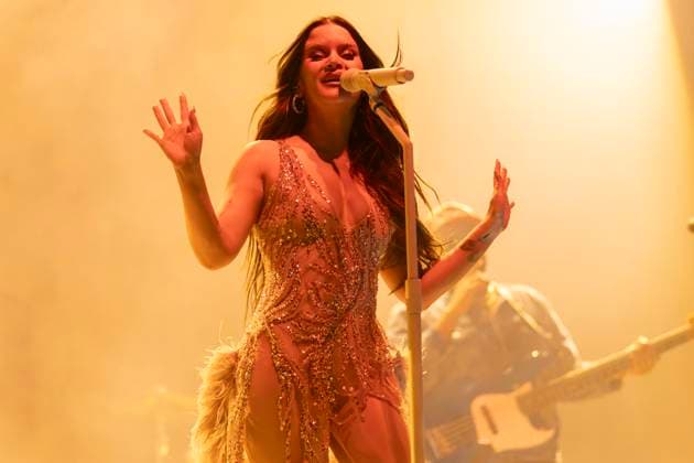 Maren Morris performs at Manchester Albert Hall Maren Morris performs at Albert Hall, Manchester, England, 5th November 2025, Credit:Mike Gray Avalon  Copyright: xMikexGrayx xAvalonx 1050673361