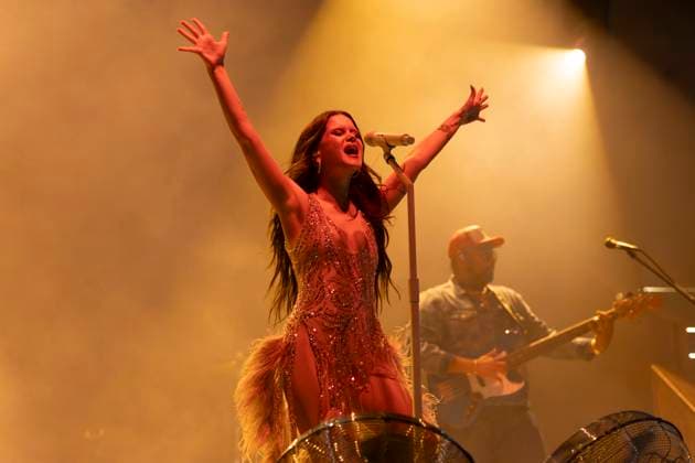 Maren Morris performs at Manchester Albert Hall Maren Morris performs at Albert Hall, Manchester, England, 5th November 2025, Credit:Mike Gray Avalon  Copyright: xMikexGrayx xAvalonx 1050673409