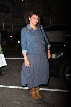 Celebrities arriving at the Soho Sessions to support actor Bruce Willis Featuring: Norah Jones Where: New York City, New York, United States When: 05 Nov 2025 Credit: Elder Ordonez INSTARimages EDITORIAL USE ONLY. NOT FOR USE BY NEWSPAPERS BASED IN THE UK. Copyright: xx instar55245398