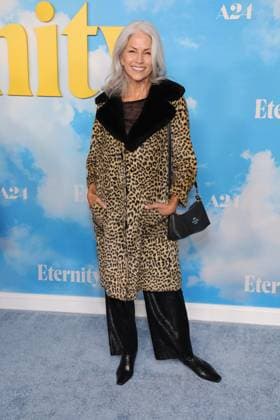 05 November 2025 - Los Angeles, California - Karen Russell. Eternity Special Film Screening held at AMC Century City 15. Los Angeles USA - ZUMAa123 20251105_zaa_a123_080 Copyright: xADx