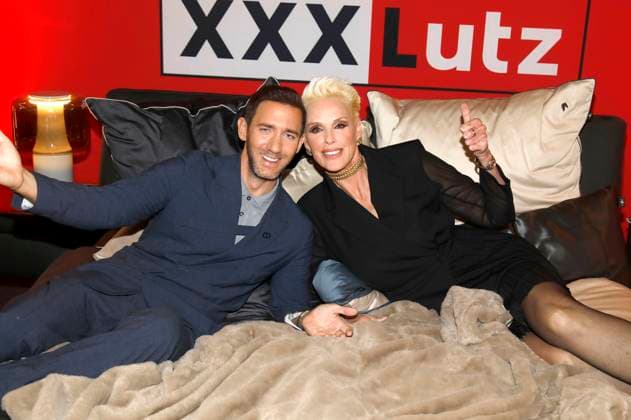Marcel Remus and Brigitte Nielsen at the XXXLutz x Marcel Remus Collection launch in the premium furniture and interior design store XXXLutz Nuremberg, 05 11 2025 Foto:xAgenturxWehnertx xGränzdörferx xFuturexImagex remus_5157