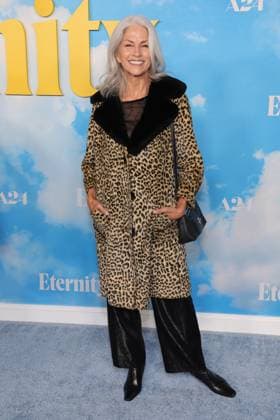 05 November 2025 - Los Angeles, California - Karen Russell. Eternity Special Film Screening held at AMC Century City 15. Los Angeles USA - ZUMAa123 20251105_zaa_a123_126 Copyright: xADx