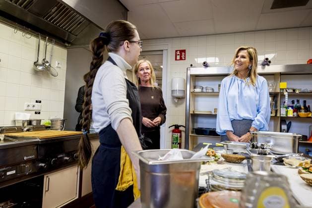 UTRECHT Queen Maxima is paying a working visit to Enik Recovery College. Enik Recovery College is a recovery academy for people who have personal experience with disruption due to mental health issues or addiction. The college offers a learning environment and a meeting place. ANP Hollandse Hoogte pool patrick van katwijk netherlands out - belgium out  Copyright: xx x541385895x originalFilename: 541385895.jpg