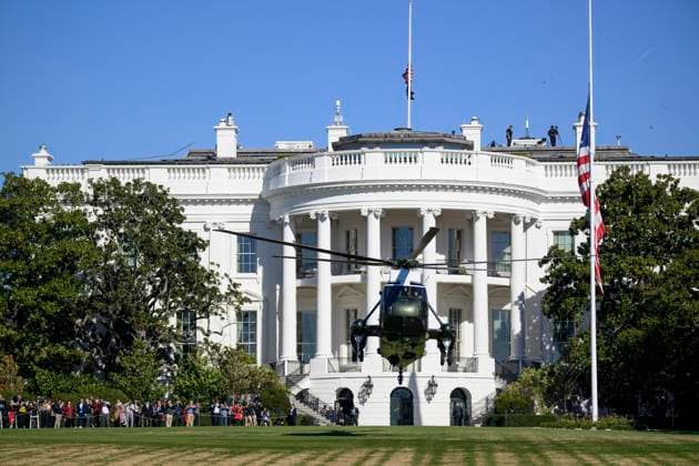 President Donald Trump departs the White House en route to Miami President Donald Trump departs the White House en route to Miami to deliver remarks at the America Business Forum, Wednesday, November 5, 2025., Credit:Daniel Torok Avalon  Copyright: xDanielxTorokx xAvalonx 1050741236
