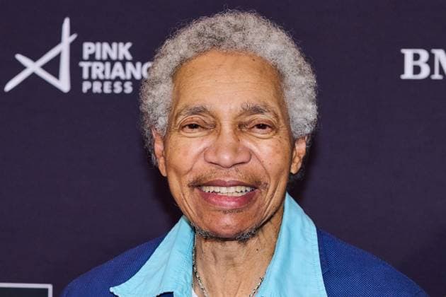 November 6, 2025, Toronto, On, Canada: Beverly Glenn-Copeland walks the red carpet at the 2025 PTP Pink Awards in Toronto, on Thursday, Nov. 6, 2025. Toronto Canada  - ZUMAc35_ 20251106_zaf_c35_182 Copyright: xSammyxKoganx