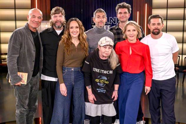 Heiner Lauterbach, Rea Garvey, Carolin Kebekus, Linda Rennings, Micky Beisenherz, Lutz van der Horst, Susan Link and Klaas Heufer Umlauf at the recording of the WDR talk show Kölner Treff in WDR Studio BS 3 Cologne, 06 11 2025 Foto:xW.xRanderathx xFuturexImagex koelner_treff0611_5103