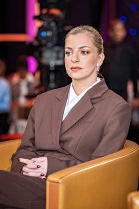 MDR Riverboat Comedian Laura Larsson on the occasion of the recording of the MDR talk show Riverboat on 06 11 2025 at Mediacity Leipzig 20251106SFL0053