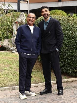 Rome, Italy: Rome, Rai headquarters formerly in Teulada, photocall for the TV show Sanremo Giovani. Pictured: Carlo Conti, Gianluca Gazzoli Rome Italy  - ZUMAp169 20251107_zea_p169_241 Copyright: xMarcoxProvvisionatox