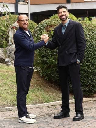 Rome, Italy: Rome, Rai headquarters formerly in Teulada, photocall for the TV show Sanremo Giovani. Pictured: Carlo Conti, Gianluca Gazzoli Rome Italy  - ZUMAp169 20251107_zea_p169_245 Copyright: xMarcoxProvvisionatox