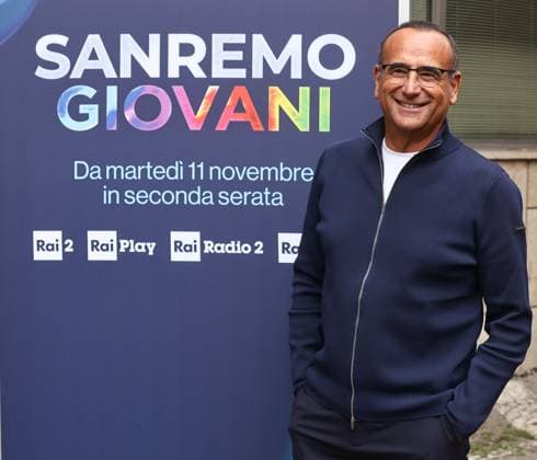 Rome, Italy: Rome, Rai headquarters formerly in Teulada, photocall for the TV show Sanremo Giovani. Pictured: Carlo Conti Rome Italy  - ZUMAp169 20251107_zea_p169_252 Copyright: xMarcoxProvvisionatox