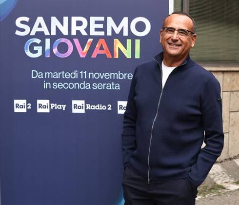Rome, Italy: Rome, Rai headquarters formerly in Teulada, photocall for the TV show Sanremo Giovani. Pictured: Carlo Conti Rome Italy  - ZUMAp169 20251107_zea_p169_254 Copyright: xMarcoxProvvisionatox