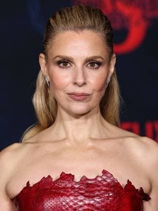 Los Angeles Premiere Of Netflix s Stranger Things Season 5 HOLLYWOOD, LOS ANGELES, CALIFORNIA, USA - NOVEMBER 06: Cara Buono arrives at the Los Angeles Premiere Of Netflix s Stranger Things Season 5 held at the TCL Chinese Theatre IMAX on November 6, 2025 in Hollywood, Los Angeles, California, United States., Credit:Xavier Collin Avalon United States, California, Hollywood, TCL Chinese Theatre IMAX  Copyright: xXavierxCollinx xAvalonx 1050956042