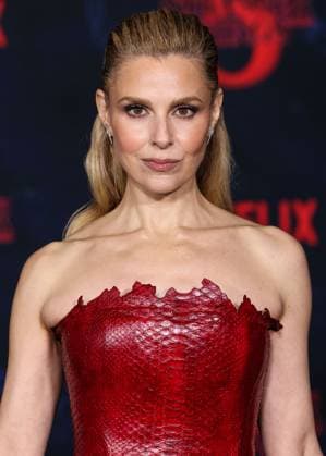 Los Angeles Premiere Of Netflix s Stranger Things Season 5 HOLLYWOOD, LOS ANGELES, CALIFORNIA, USA - NOVEMBER 06: Cara Buono arrives at the Los Angeles Premiere Of Netflix s Stranger Things Season 5 held at the TCL Chinese Theatre IMAX on November 6, 2025 in Hollywood, Los Angeles, California, United States., Credit:Xavier Collin Avalon United States, California, Hollywood, TCL Chinese Theatre IMAX  Copyright: xXavierxCollinx xAvalonx 1050956084