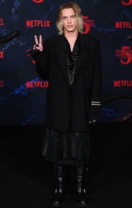 Los Angeles Premiere Of Netflix s Stranger Things Season 5 HOLLYWOOD, LOS ANGELES, CALIFORNIA, USA - NOVEMBER 06: Jamie Campbell Bower arrives at the Los Angeles Premiere Of Netflix s Stranger Things Season 5 held at the TCL Chinese Theatre IMAX on November 6, 2025 in Hollywood, Los Angeles, California, United States., Credit:Xavier Collin Avalon United States, California, Hollywood, TCL Chinese Theatre IMAX  Copyright: xXavierxCollinx xAvalonx 1050958302