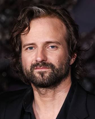 Los Angeles Premiere Of Netflix s Stranger Things Season 5 HOLLYWOOD, LOS ANGELES, CALIFORNIA, USA - NOVEMBER 06: Matt Duffer arrives at the Los Angeles Premiere Of Netflix s Stranger Things Season 5 held at the TCL Chinese Theatre IMAX on November 6, 2025 in Hollywood, Los Angeles, California, United States., Credit:Xavier Collin Avalon United States, California, Hollywood, TCL Chinese Theatre IMAX  Copyright: xXavierxCollinx xAvalonx 1050959336