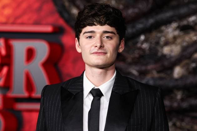 Los Angeles Premiere Of Netflix s Stranger Things Season 5 HOLLYWOOD, LOS ANGELES, CALIFORNIA, USA - NOVEMBER 06: Noah Schnapp wearing Balmain and a Hublot timepiece arrives at the Los Angeles Premiere Of Netflix s Stranger Things Season 5 held at the TCL Chinese Theatre IMAX on November 6, 2025 in Hollywood, Los Angeles, California, United States., Credit:Xavier Collin Avalon United States, California, Hollywood, TCL Chinese Theatre IMAX  Copyright: xXavierxCollinx xAvalonx 1050961692