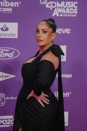 Photocall of Los40 Music Awards Santander 2025 in Valencia Influencer Anabel Pantoja during the photocall prior to the Los40 Music Awards Santander 2025, at the Roig Arena, on November 7, 2025, in Valencia, Comunidad Valenciana Spain This edition marks the 20th anniversary of the awards, considered one of the most important music events in Spain and internationally 07 NOVEMBER 2025 MUSIC FAMOUSES SINGERS LOS 40 POSED PHOTOCALL Valencia Comunidad Valenciana Valencia Comunidad Valenciana Spain  Copyright: xJorgexGilx 7084239