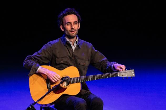 Julian Lage performs in Madrid, Spain - 07 Nov 2025 American jazz guitarist Julian Lage performs during the JAZZMADRID concert at the Fernanda Gómez Theatre in Madrid. Madrid Spain Copyright: xAtilanoxGarciax xSOPAxImagesx FOTO55052