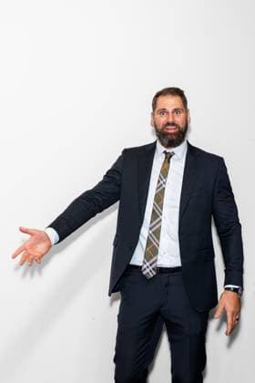 Reception BILD NFL TOUCHDOWN BERLIN Sebastian Vollmer at the BILD TOUCHDOWN BERLIN National Football League reception, on the occasion of the first regular season game of the NFL teams Indianapolis Colts vs Atlanta Falcons on 07 11 2025 at the Axel Springer Hochhaus in Berlin Copyright: xEventpressxKochanx