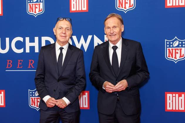 Reception BILD NFL TOUCHDOWN BERLIN Bernd Neuendorf and Hans Joachim Watzke at the BILD TOUCHDOWN BERLIN National Football League reception, on the occasion of the first regular season game of the NFL teams Indianapolis Colts vs Atlanta Falcons on 07 11 2025 at the Axel Springer Hochhaus in Berlin Copyright: xEventpressxKochanx