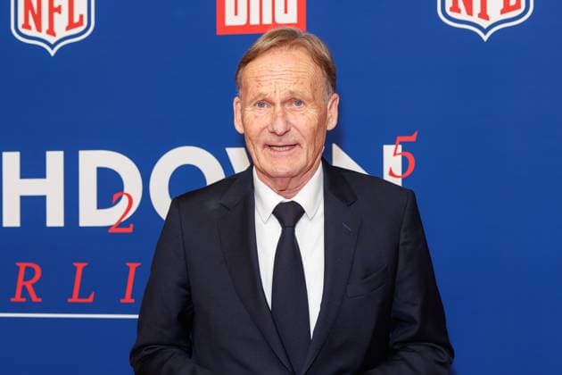 Reception BILD NFL TOUCHDOWN BERLIN Hans Joachim Watzke at the BILD TOUCHDOWN BERLIN National Football League reception, on the occasion of the first regular season game of the NFL teams Indianapolis Colts vs Atlanta Falcons on 07 11 2025 at the Axel Springer Hochhaus in Berlin Copyright: xEventpressxKochanx