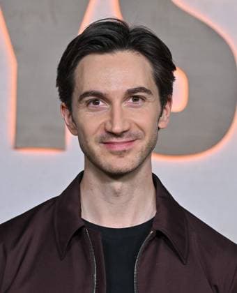 ˜The Beast In Me™ FYC Event Daniel Pearle arriving to ˜The Beast In Me™ FYC event held at the Netflix Tudum Theater on November 7, 2025 in Hollywood, Ca. Hollywood Netflix Tudum Theater California USA Copyright: xLISAxOConnor xAFF-USA.COMx