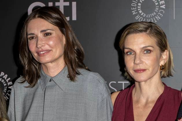 PaleyFest NY 2025: Apple TV s Pluribus , New York, New York, USA - 07 Nov 2025 (L-R) Karolina Wydra and Rhea Seehorn attend Apple TV s Pluribus during PaleyFest NY 2025 at The Paley Museum in New York City. New York United States Copyright: xRonxAdarx xSOPAxImagesx _radar_paley_20251107_00047