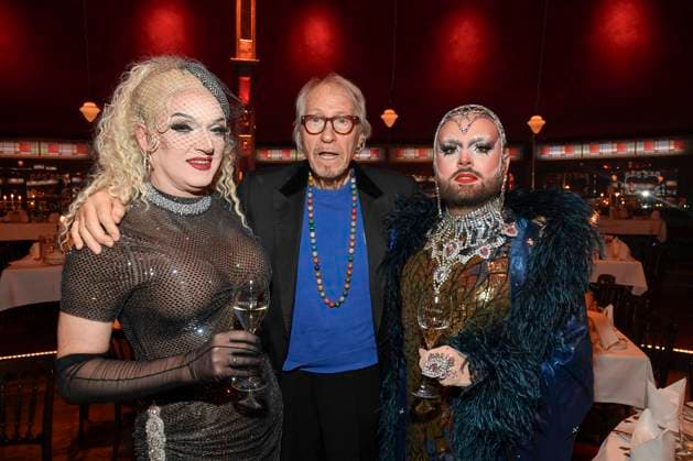 abb Palazzo Sheila Wolf, Reiner Schöne Schoene and Gisela Kloppke as guests at the gala premiere of Kolja Kleeberg and Hans Peter Wodarz 17 Dinner Show Unikate at PALAZZO Spiegelpalast on 07 11 2025 in Berlin Berlin Germany