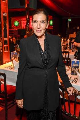 abb Palazzo Katy Karrenbauer as guest at the gala premiere of Kolja Kleeberg and Hans Peter Wodarz 17 Dinner Show Unikate at PALAZZO Spiegelpalast on 07 11 2025 in Berlin Berlin Germany