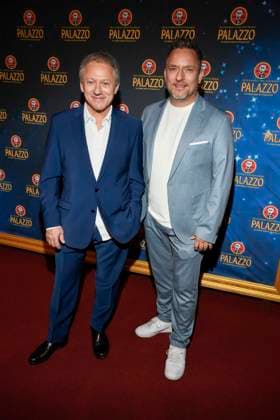 abb Palazzo Axel Pape and Lars Pape as guests at the gala premiere of Kolja Kleeberg and Hans Peter Wodarz 17 Dinner Show Unikate at PALAZZO Spiegelpalast on 07 11 2025 in Berlin Berlin Germany
