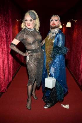 abb Palazzo Sheila Wolf and Gisela Kloppke as guests at the gala premiere of Kolja Kleeberg and Hans Peter Wodarz 17 Dinner Show Unikate at PALAZZO Spiegelpalast on 07 11 2025 in Berlin Berlin Germany