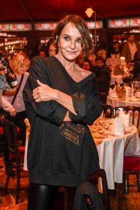 abb Palazzo Anouschka Renzi as guest at the gala premiere of Kolja Kleeberg and Hans Peter Wodarz 17 Dinner Show Unikate at PALAZZO Spiegelpalast on 07 11 2025 in Berlin Berlin Germany
