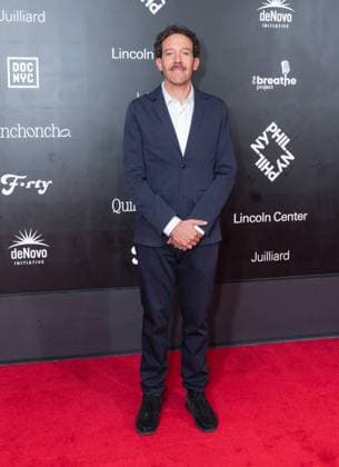 Premiere of El Canto de las Manos ( Song Of The Hands ) David DJ Kurt attends premiere of movie El Canto de las Manos ( Song Of The Hands ) at David Geffen Hall at Lincoln Center in New York, NY on November 7, 2025 New York New York United States Copyright: LevxRadin