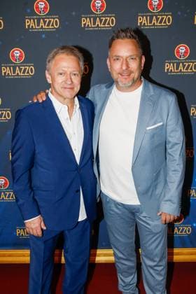 Gala Premiere 2025 of the Palazzo Dinner Show at the Spiegelpalast in Berlin Berlin, 7 11 2025 Axel Pape and Lars Pap at the Gala Premiere 2025 of the Palazzo Dinner Show at the Spiegelpalast in Berlin Berlin Copyright: xMatthiasxGränzdörferx