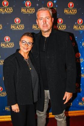 Gala Premiere 2025 of the Palazzo Dinner Show at Spiegelpalast in Berlin Berlin, 7 11 2025 Alida Kurras and Sascha Schlichte at the Gala Premiere 2025 of the Palazzo Dinner Show at Spiegelpalast in Berlin Berlin Copyright: xMatthiasxGränzdörferx