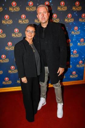 Gala Premiere 2025 of the Palazzo Dinner Show at the Spiegelpalast in Berlin Berlin, 7 11 2025 Alida Kurras, and Sascha Schlichteat the Gala Premiere 2025 of the Palazzo Dinner Show at the Spiegelpalast in Berlin Berlin Copyright: xMatthiasxGränzdörferx