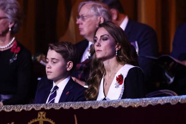 . 08 11 2025. London, United Kingdom. King Charles III, Queen Camilla, Kate Middleton, the Princess of Wales and Prince George at the Royal British Legion Festival of Remembrance at the Royal Albert Hall in London.  xPoolx xi-Imagesx IIM-26363-0026