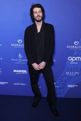 Paris Global Gift Gala - Paris Charles Fardin attends the Paris Global Gift Gala in Paris, France on Novmber 08, 2025. Photo by Jerome Domine ABACAPRESS.COM France  Copyright: xDominexJerome ABACAx