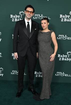 2025 Baby2Baby Gala Elliot Grainge and Sofia Richie Grainge arriving to the 2025 Baby2Baby Gala presented by Paul Mitchell at the Pacific Design Center on November 8, 2025 in West Hollywood, Ca. West Hollywood Pacific Design Center California USA Copyright: xLisaxOConnor xAFF-USA.COMx