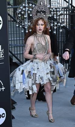 2025 Rock & Roll Hall of Fame Induction Ceremony Chappell Roan arriving to the 2025 Rock & Roll Hall of Fame Induction Ceremony held at the Peacock Theater on November 8, 2025 in Los Angeles, Ca. Los Angeles Peacock Theater California USA Copyright: xStarbuck AFF-USA.COMx