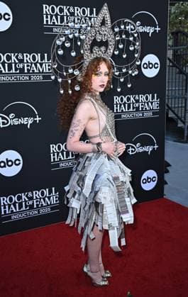 2025 Rock & Roll Hall of Fame Induction Ceremony Chappell Roan arriving to the 2025 Rock & Roll Hall of Fame Induction Ceremony held at the Peacock Theater on November 8, 2025 in Los Angeles, Ca. Los Angeles Peacock Theater California USA Copyright: xStarbuck AFF-USA.COMx