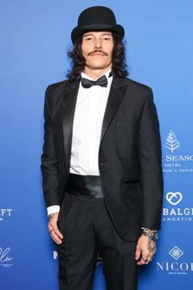 The Global Gift Gala at Four Seasons Hotel George V in Paris Gala Global Gift a l hotel Four Seasons George V a Paris Nicolas Villamizar 450500 2025 11 08 Paris France  Copyright: xSebastienxFremontx xStarfacex STAR_450500_073