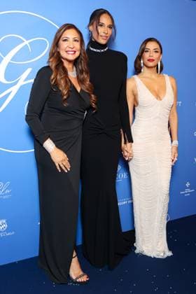 The Global Gift Gala at Four Seasons Hotel George V in Paris Global Gift Gala at Four Seasons Hotel George V in Paris Maria Bravo, Cindy Bruna and Eva Longoria 450500 2025 11 08 Paris France  Copyright: xSebastienxFremontx xStarfacex STAR_450500_130