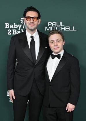 2025 Baby2Baby Gala Elliot Grainge and Jake Shane arriving to the 2025 Baby2Baby Gala presented by Paul Mitchell at the Pacific Design Center on November 8, 2025 in West Hollywood, Ca. West Hollywood Pacific Design Center California USA Copyright: xLISAxOConnor xAFF-USA.COMx