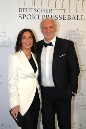 Rudi Voeller and his wife Sabrina Voeller at the 43rd German Sports Press Ball on 8 11 2025 at the Alte Oper in Frankfurt am Main German Sports Press Ball 2025 in Frankfurt am Main