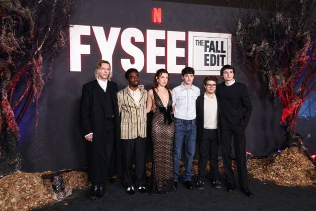 Netflix FYSEE: The Fall Edit - Stranger Things Season 5 FYC Event English actor and singer Jamie Campbell Bower, American actor, singer, and dancer Caleb McLaughlin, British actress and producer Millie Bobby Brown, Canadian-American actor and entrepreneur Noah Schnapp, American actor and singer Gaten Matarazzo and Canadian actor, musician, director, and recording artist Finn Wolfhard arrive at the Netflix FYSEE: The Fall Edit - Stranger Things Season 5 FYC (For Your Consideration) Event held at the Netflix Tudum Theater in Hollywood, Los Angeles, California, United States. Netflix Tudum Theater, Hollywood, Los Angeles, California, USA California United States  Copyright: xImagexPressxAgencyx originalFilename: collin-netflixf251109_npv3e.jpg